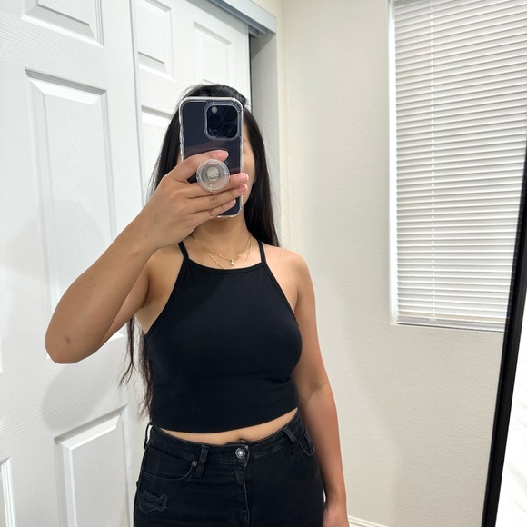 H&M CROPPED TANK - Picture 1 of 4